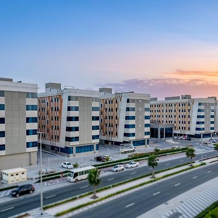 Vogo Grand Hotel Formerly Best Western Plus Hotel Dubai Academic City Exterior photo