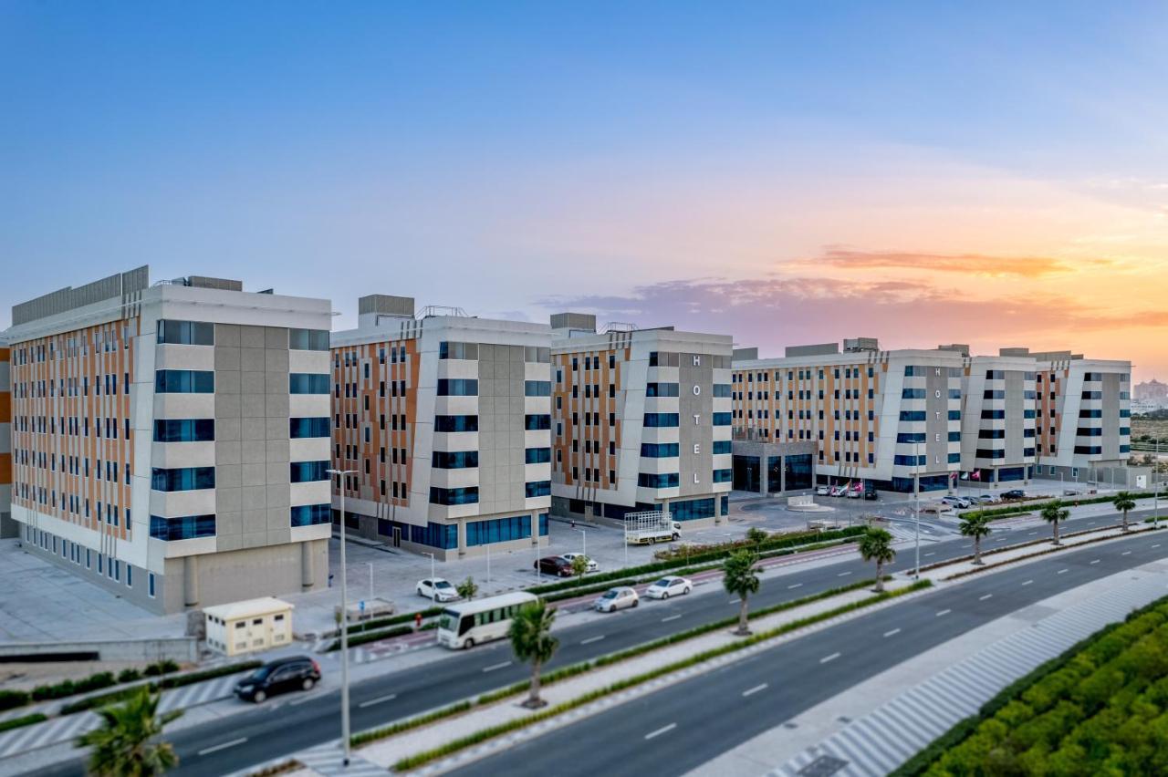 Vogo Grand Hotel Formerly Best Western Plus Hotel Dubai Academic City Exterior photo